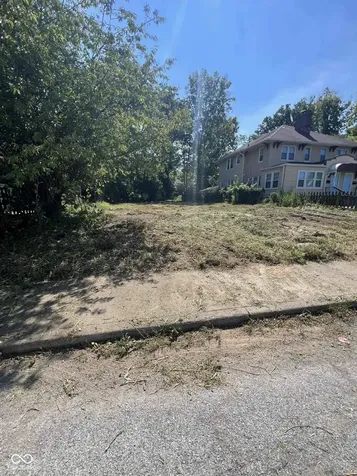 3349 Carrollton Indianapolis IN 46205