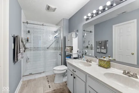 1312 Summerhouse Drive Indianapolis IN 46217