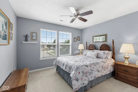 1312 Summerhouse Drive Indianapolis IN 46217