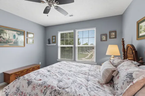 1312 Summerhouse Drive Indianapolis IN 46217