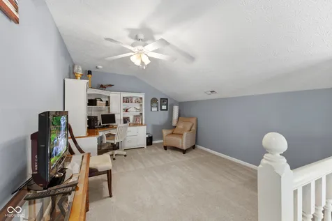 1312 Summerhouse Drive Indianapolis IN 46217