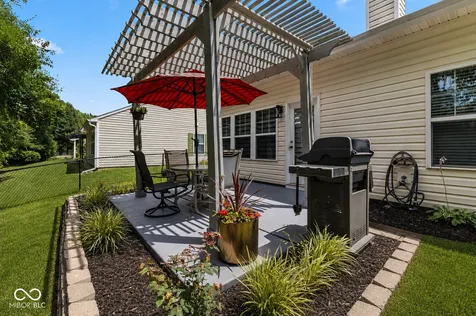 1312 Summerhouse Drive Indianapolis IN 46217