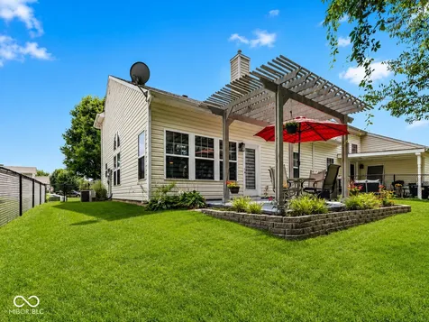 1312 Summerhouse Drive Indianapolis IN 46217