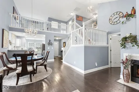 1312 Summerhouse Drive Indianapolis IN 46217