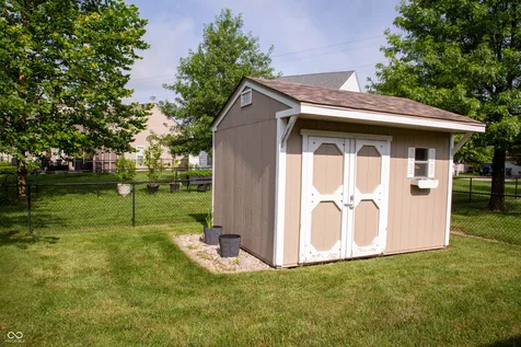 7808 Valley Stream Drive Indianapolis IN 46237