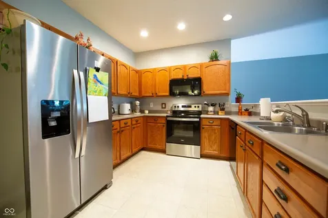 7808 Valley Stream Drive Indianapolis IN 46237