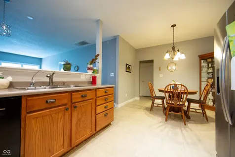 7808 Valley Stream Drive Indianapolis IN 46237