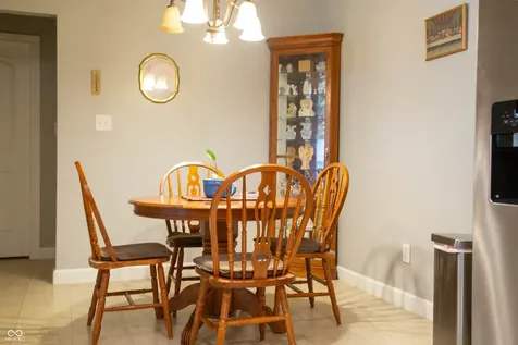 7808 Valley Stream Drive Indianapolis IN 46237