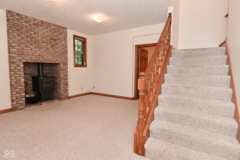 1250 Bur Oak Court Avon IN 46123