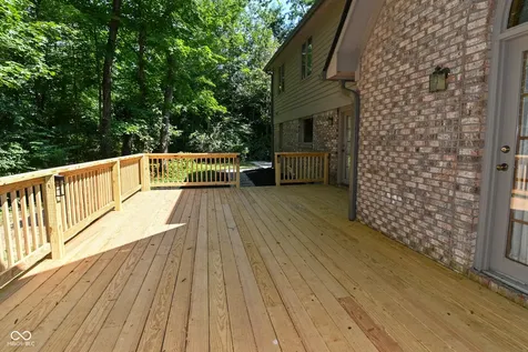 1250 Bur Oak Court Avon IN 46123