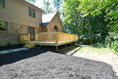1250 Bur Oak Court Avon IN 46123