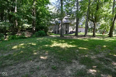 1250 Bur Oak Court Avon IN 46123