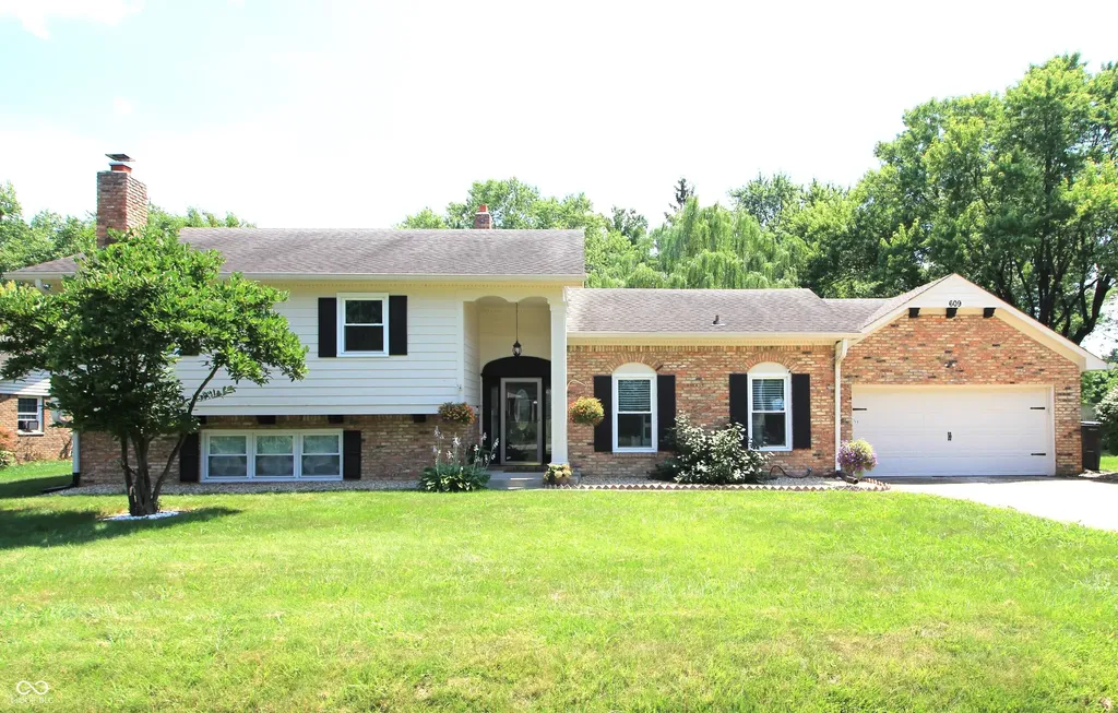 609 W Banta Road Indianapolis IN 46217