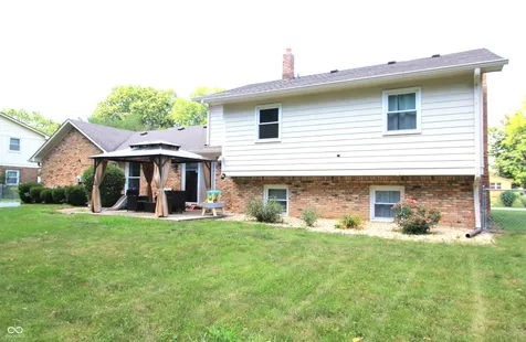 609 W Banta Road Indianapolis IN 46217