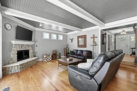 3306 Bay Road South Drive Indianapolis IN 46240