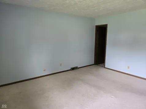 3930 Ivory Way Indianapolis IN 46237