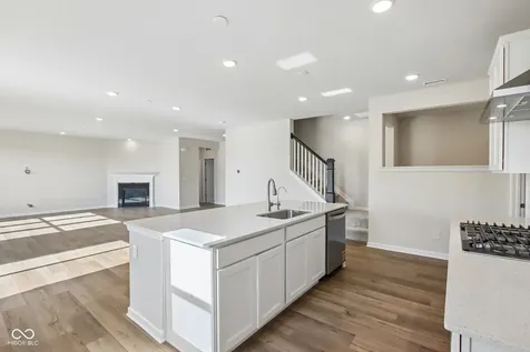 19003 Seaforth Way Westfield IN 46074
