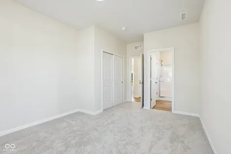 19003 Seaforth Way Westfield IN 46074