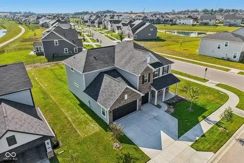 19003 Seaforth Way Westfield IN 46074