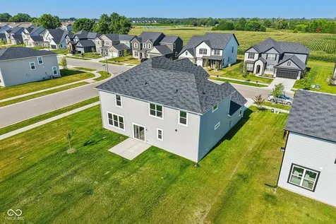 19003 Seaforth Way Westfield IN 46074
