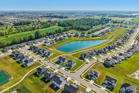 19003 Seaforth Way Westfield IN 46074