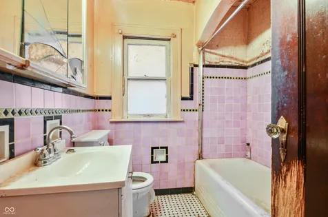 1219 N Drexel Avenue Indianapolis IN 46201