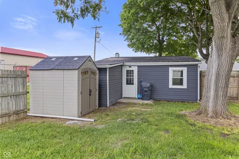 15025 W 7th Street Daleville IN 47334