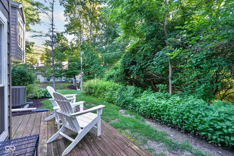 7791 Harbour Isle Indianapolis IN 46240