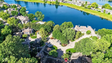 7791 Harbour Isle Indianapolis IN 46240