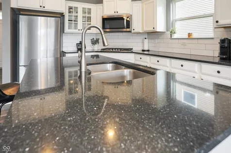 10349 Pintail Lane Indianapolis IN 46239