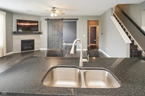 10349 Pintail Lane Indianapolis IN 46239
