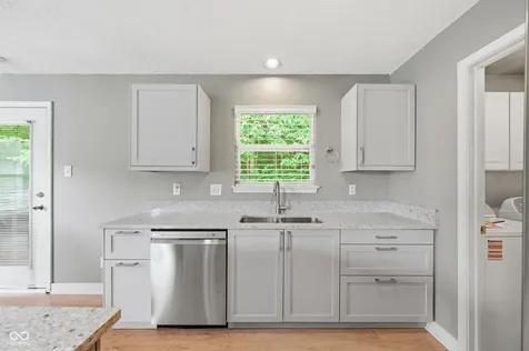 2046 Meadowlark Lane Brownsburg IN 46112