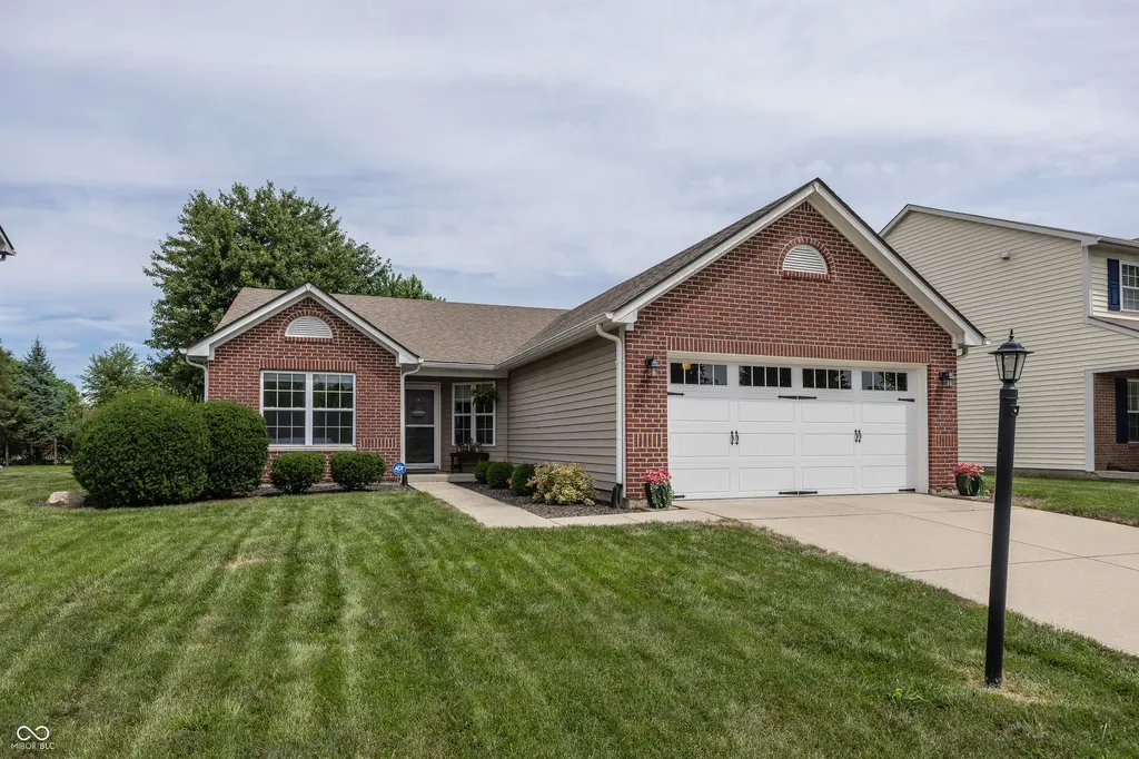 10128 Beresford Court Fishers IN 46038
