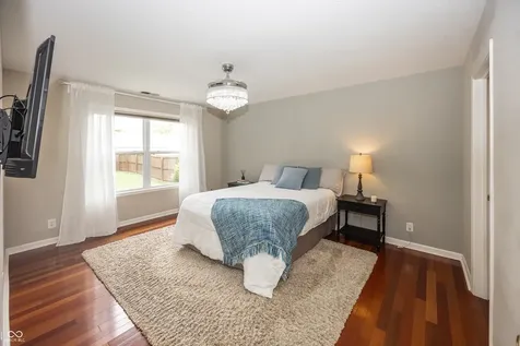 10128 Beresford Court Fishers IN 46038