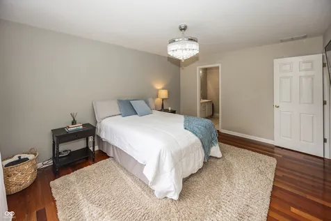 10128 Beresford Court Fishers IN 46038