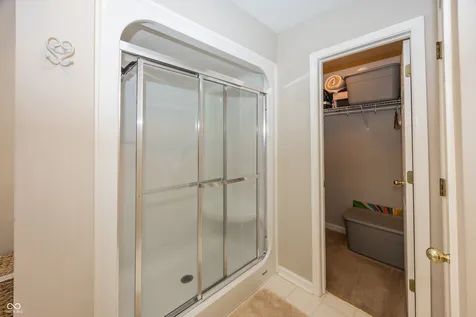 10128 Beresford Court Fishers IN 46038