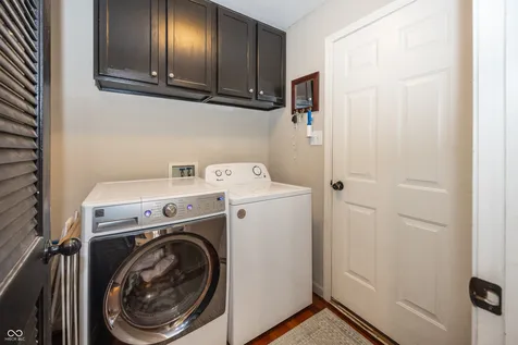 10128 Beresford Court Fishers IN 46038