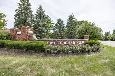 10128 Beresford Court Fishers IN 46038