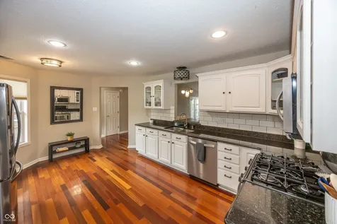 10128 Beresford Court Fishers IN 46038