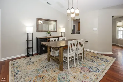10128 Beresford Court Fishers IN 46038