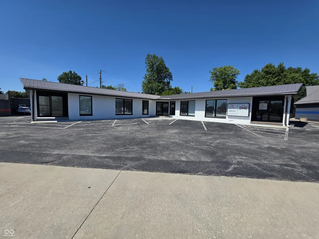 2360 N National Road Columbus IN 47201