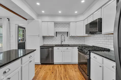 9570 Vandergriff Road Indianapolis IN 46239