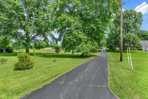 9570 Vandergriff Road Indianapolis IN 46239