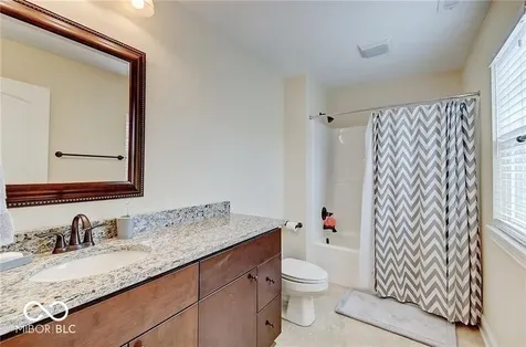 333 Alden Carmel IN 46032