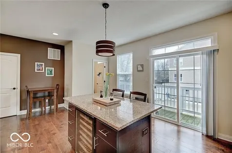 333 Alden Carmel IN 46032