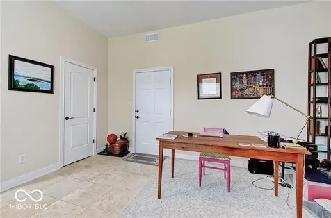 333 Alden Carmel IN 46032