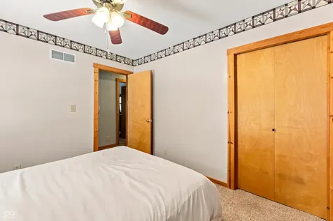 8086 Jonathans Court Seymour IN 47274