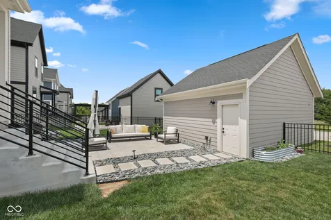 11521 Langton Walk Zionsville IN 46077