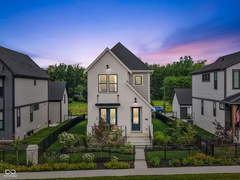 11521 Langton Walk Zionsville IN 46077