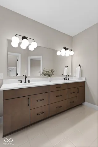 11521 Langton Walk Zionsville IN 46077